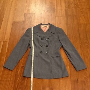 Tahari Gray Double-Breasted Blazer